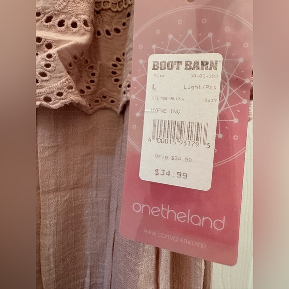 On The Land blush pink dress size large NWT - Picture 2 of 3